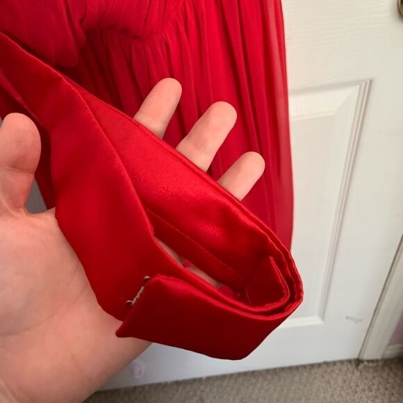 Formal red strapless dress - Picture 4 of 9